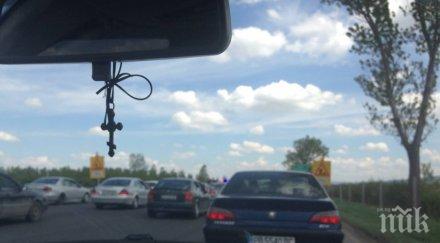 пътят пазарджик белово задръствен шофьорите пълзят заради дъжда