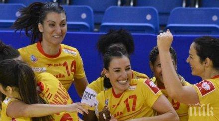 испанският тим хандбал пристигна българия