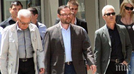 първо пик атака съди всички тиражират клевети адрес сидеров чуколов