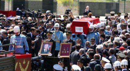 хиляди събраха анкара памет жертвите трагичния атентат