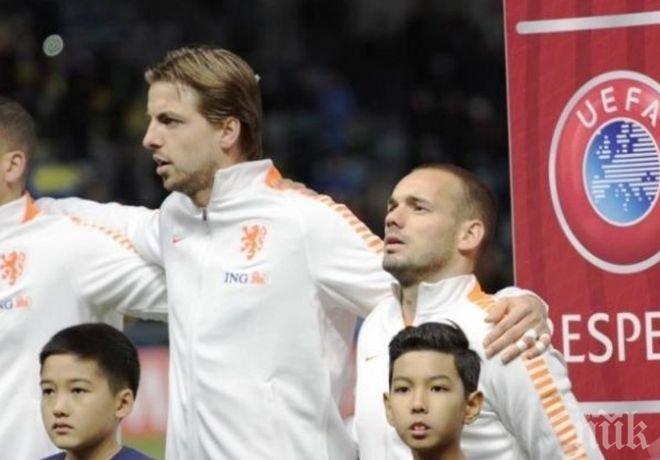 Холандия има надежди за Евро 2016, след като премина през Казахстан