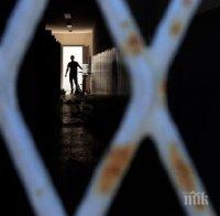 Бунт в затвор доведе до смъртта на трима души и бягството на други 14