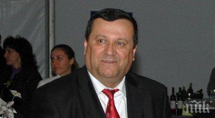 хасан адемов дпс оказва политически натиск