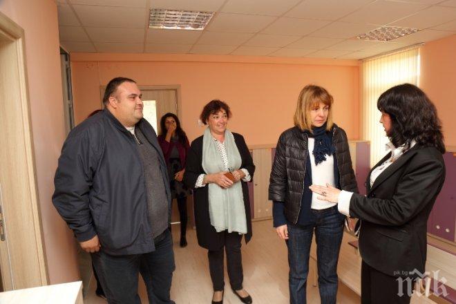 Фандъкова: Завършихме четвърта нова сграда на детска градина в район „Искър“ (снимки)
