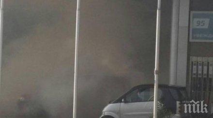 огнен екшън сандански пикап самозапали бензиностанция снимки