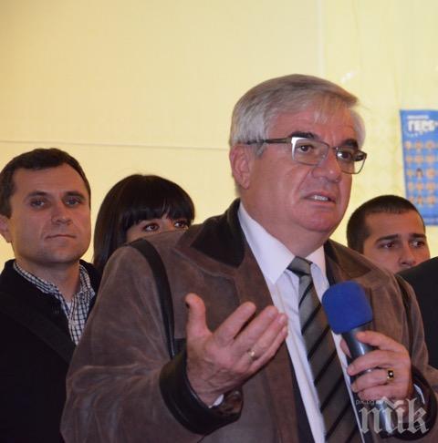 Искри и бурни страсти на среща за съдбата на спорта в Плевен
