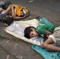 Зверство! Изнасилиха две 5-годишни момиченца в индийската столица Делхи
