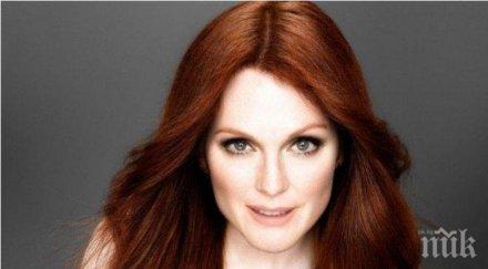 джулиан мур започна кампания носенето оръжие сащ