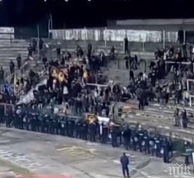 Напрежението в Пловдив ескалира! Бултраси хвърлят камъни по полицаите, чупят стадион „Лаута” наред