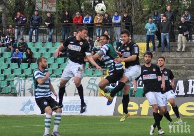 Черно море се хвърля срещу Славия за място в челото