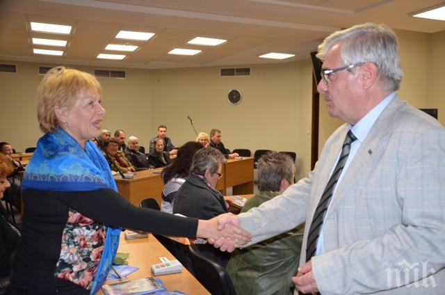 Руската диаспора в Плевен подкрепи проф. Димитър Стойков