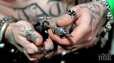 учени откриха татуировките вещаят агресия