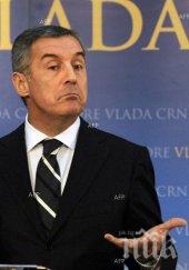 премиерът черна гора напусна страната протеста опозицията