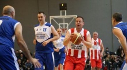 ветераните цска левски сътвориха шоу зала румен пейчев снимки