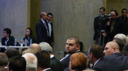 доган разкритикува медийния магнат делян пеевски