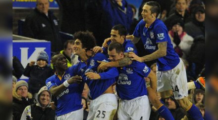 фен евертън осъден расизъм влиза затвора