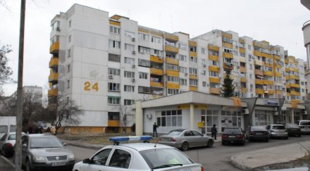 полиция обгради блока нападателя започнаха разпити