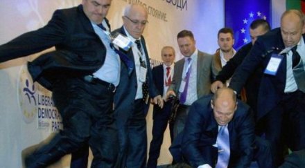 искат съд делегатите смляха бой енимехмедов