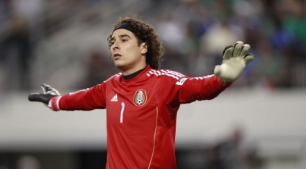 ливърпул поиска националния вратар мексико