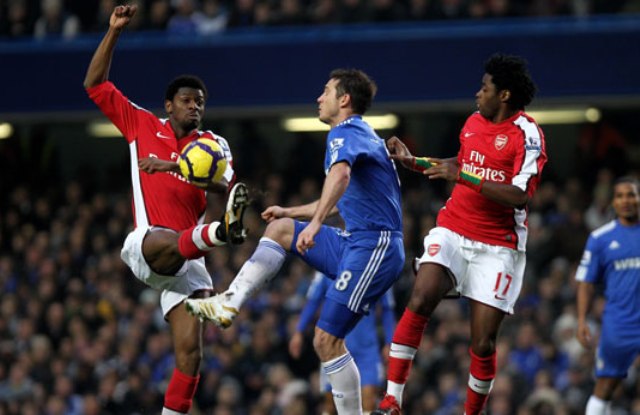 Челси взе дербито с Арсенал - 2:1