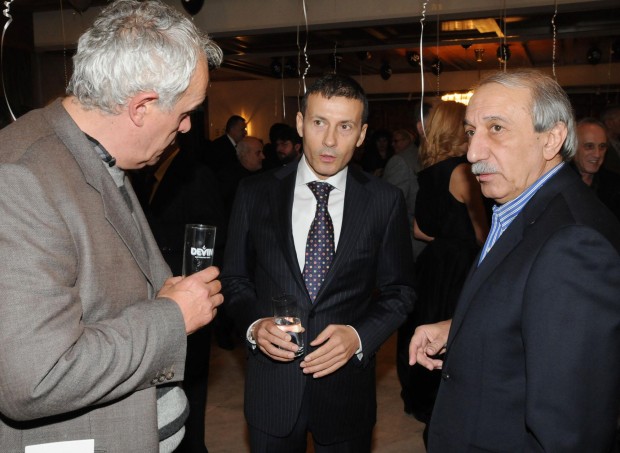 Проверяват Миню Стайков с детектора на лъжата къде се крие синът му