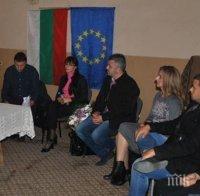 Кандидатът на ГЕРБ за кмет на Благоевград Атанас Камбитов: Ще изградим нова спортна площадка и ще подобрим улиците в село Изгрев