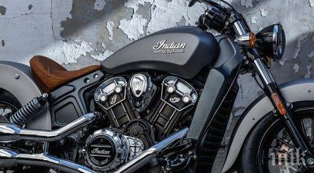 мотоциклет стив маккуин продаден 000 долара търг