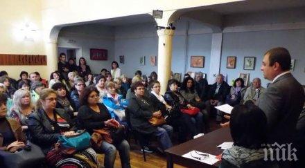 иван иванов учители шумен допуснем съкращаване училища селата