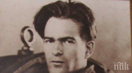 наследници вапцаров искат музей восъчни фигури банско