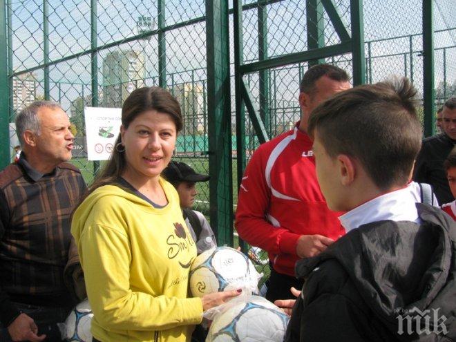 Кандидатът на ГЕРБ за кмет на район „Възраждане“ Савина Савова: Със спортен комплекс „Зона Б-5“ осигуряваме възможности за масов спорт
