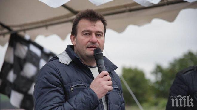 Кандидатът на ГЕРБ за кмет на Сливница Васко Стоилков откри офроуд писта