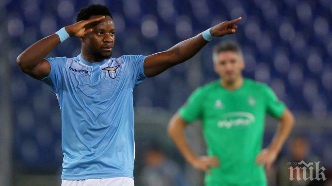 Нападател на Лацио със сериозна травма в коляното