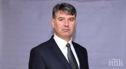 кандидатът герб кмет ботевград цанко цанов гласувайте спокойствието хората бизнеса ботевград