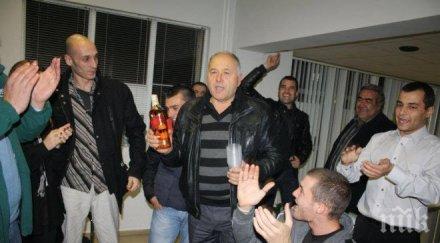 кметът сливен признава кукла конци скандален запис