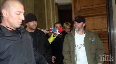 вкс гледа делото златко баретата