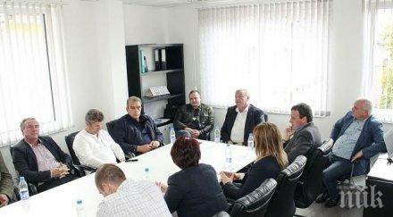 кандидатът герб кмет перник вяра церовска срещна представители криб перник