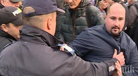 атака бъчварова разследва полицейското насилие депутати членове партията