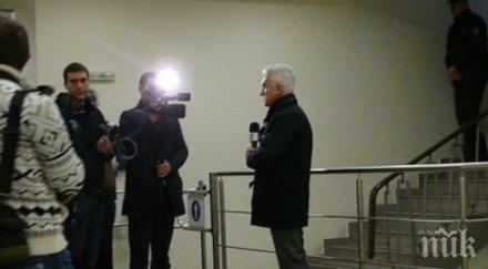 волен сидеров чака цацаров микрофон съда