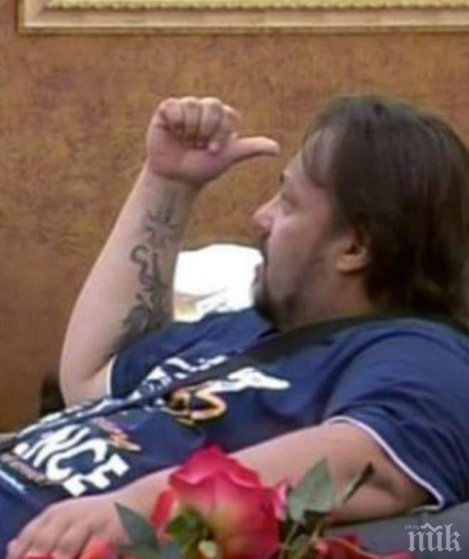 ВИП брадър се изгаври с Люси - оскуба го като кокошка (снимки)