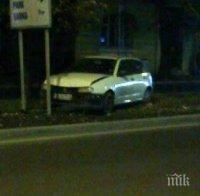 Тежка катастрофа в центъра на Варна (снимки)
