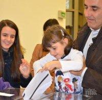 Цветанов: Гласувах, за да продължат видимите резултати в София и България (снимки)