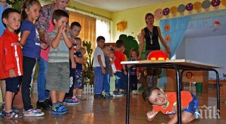 искат видеонаблюдение детските градини