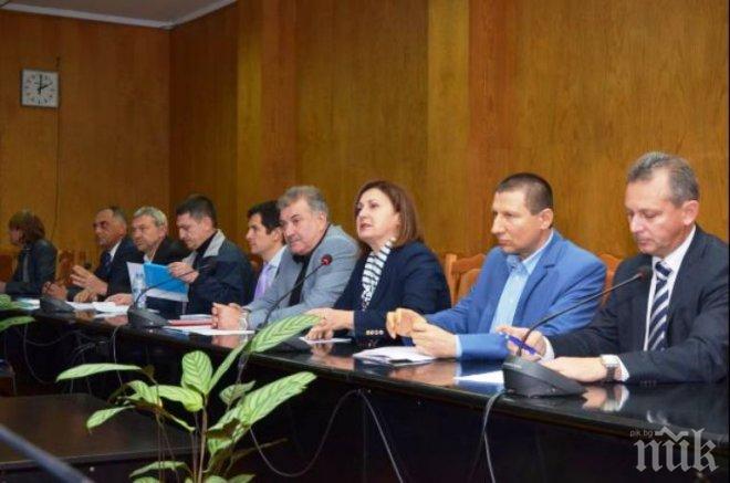 Борислав Сарафов: Работи се изключително прецизно по всички подадени сигнали
