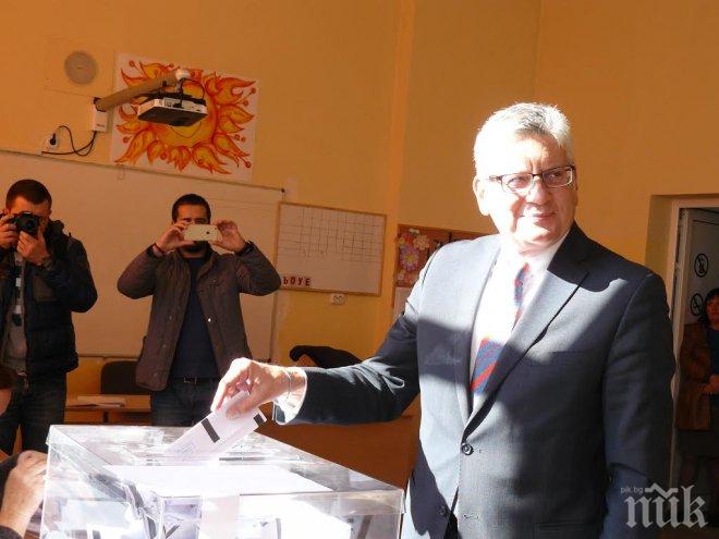 Ерик Рангелов: Гласувах за Перник, за умело, професионално и прозрачно управление

