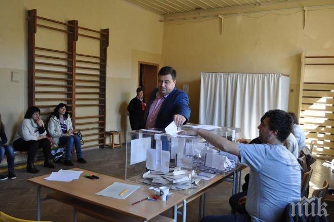 Дончо Захариев: Гласувах за нов подход в управлението в Трявна