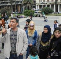 15 000 мигранти са пристигнали в Бавария през почивните дни