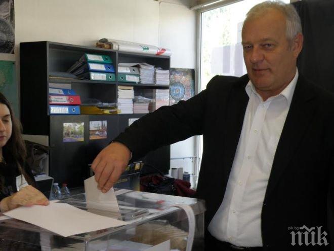 Бившият украински премиер: Изборите в Украйна са тласнали страната към феодализация , смята
