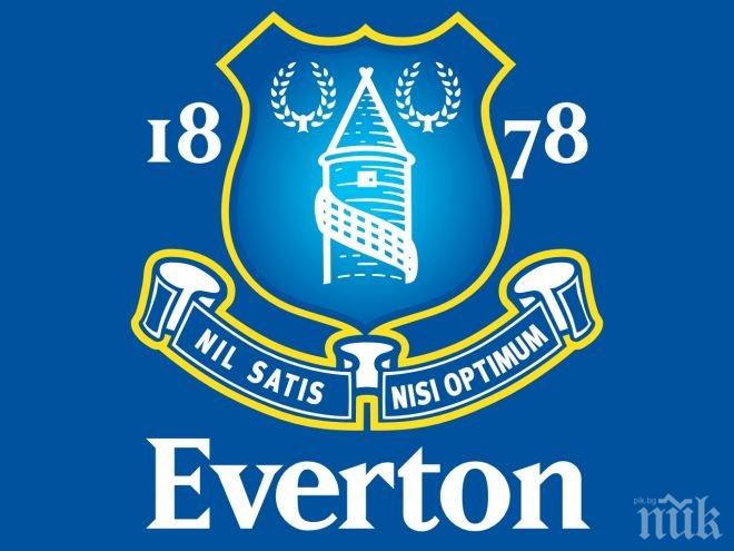 Капитанът на Евертън аут за два месеца