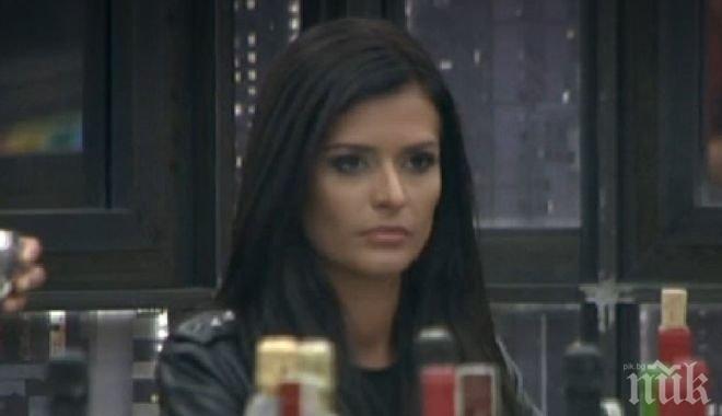 Само в ПИК и Ретро! Преслава погреба първата си любов 