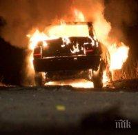 Лека кола изгоря при пожар в Пловдив